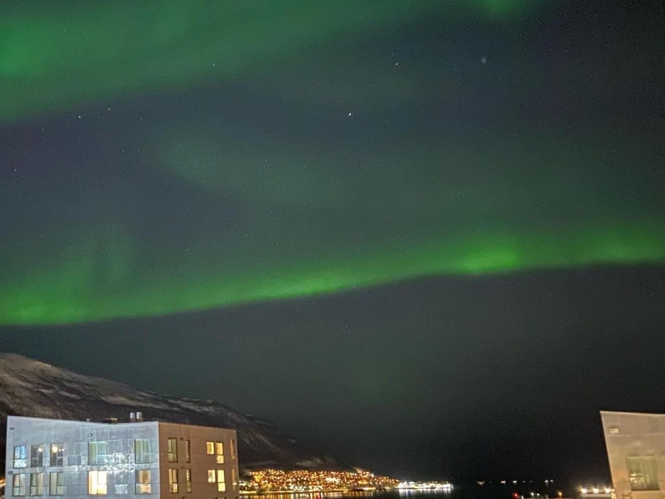 Thenorthernexplorer Penthouse Tromsø Exteriör bild