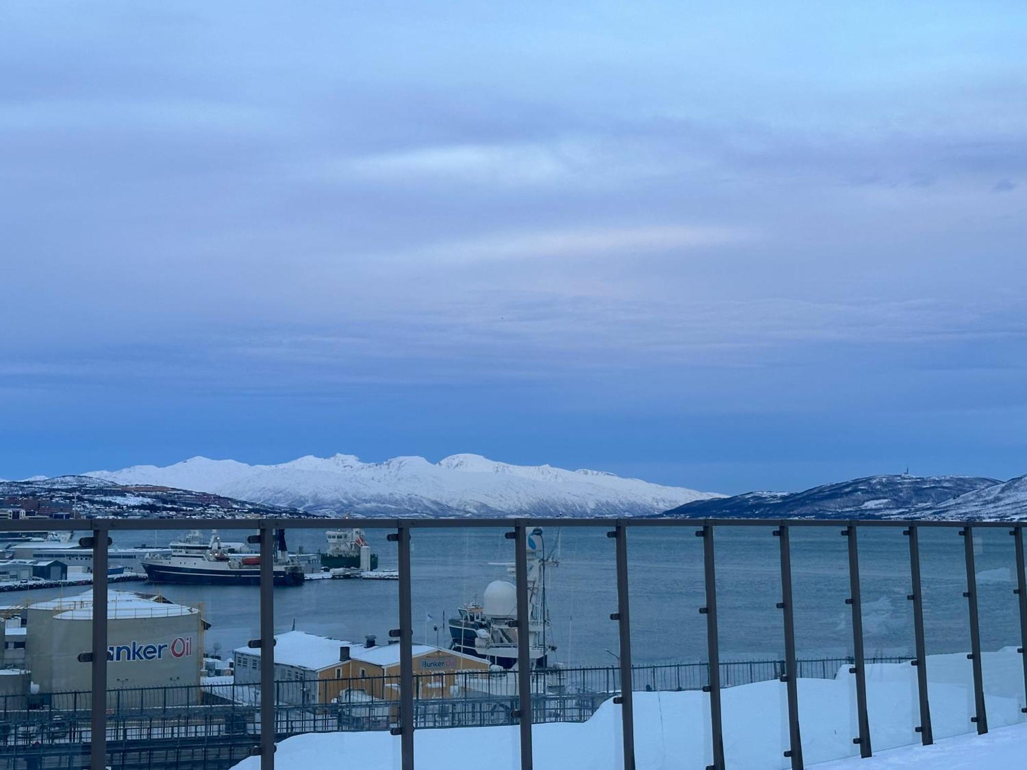 Thenorthernexplorer Penthouse Tromsø Exteriör bild