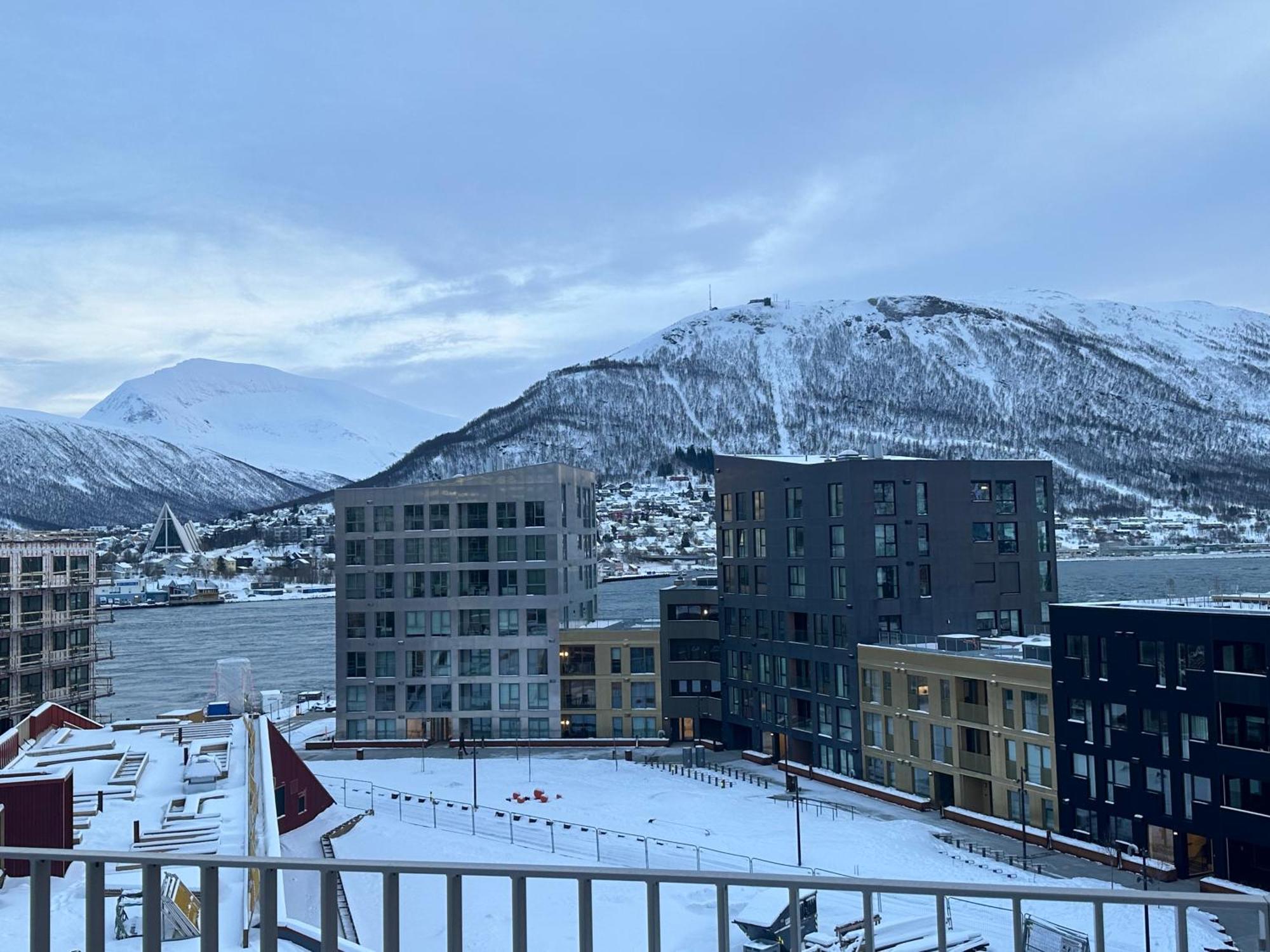 Thenorthernexplorer Penthouse Tromsø Exteriör bild