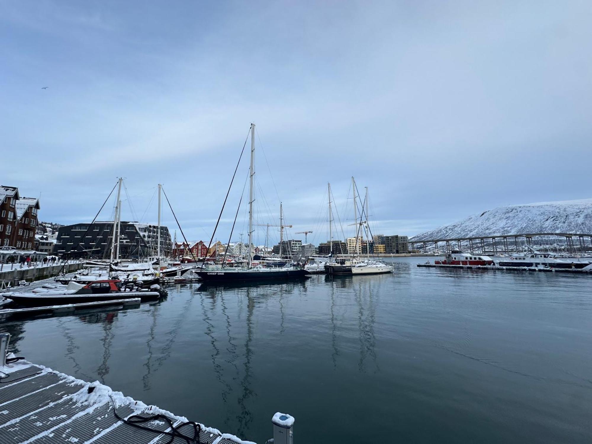 Thenorthernexplorer Penthouse Tromsø Exteriör bild